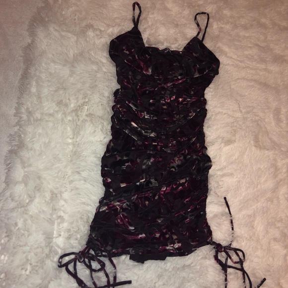 NWT Fashion Nova velvet mini dress - Picture 2 of 5